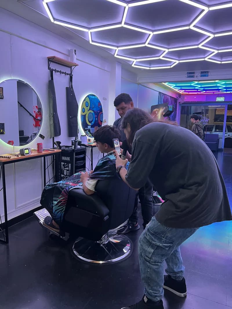 Trabajo realizado en Winter Barbershop · muestra 34